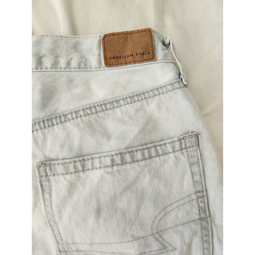 American Eagle Distressed 90's Boyfriend Shorts sz 4 Light Wash cowgirl rodeo - Picture 4 of 10
